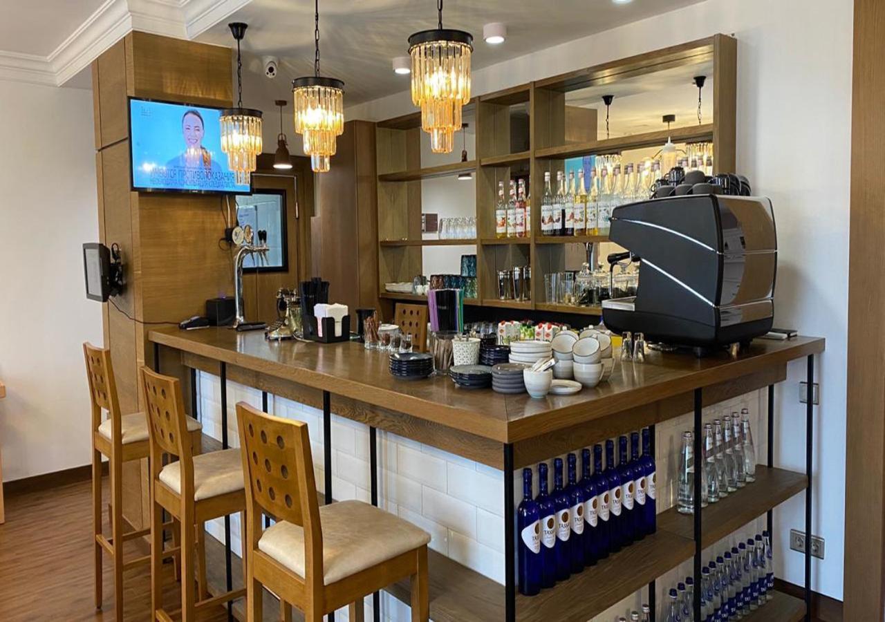 Boutique Hotel Kaspi テミルタウ エクステリア 写真