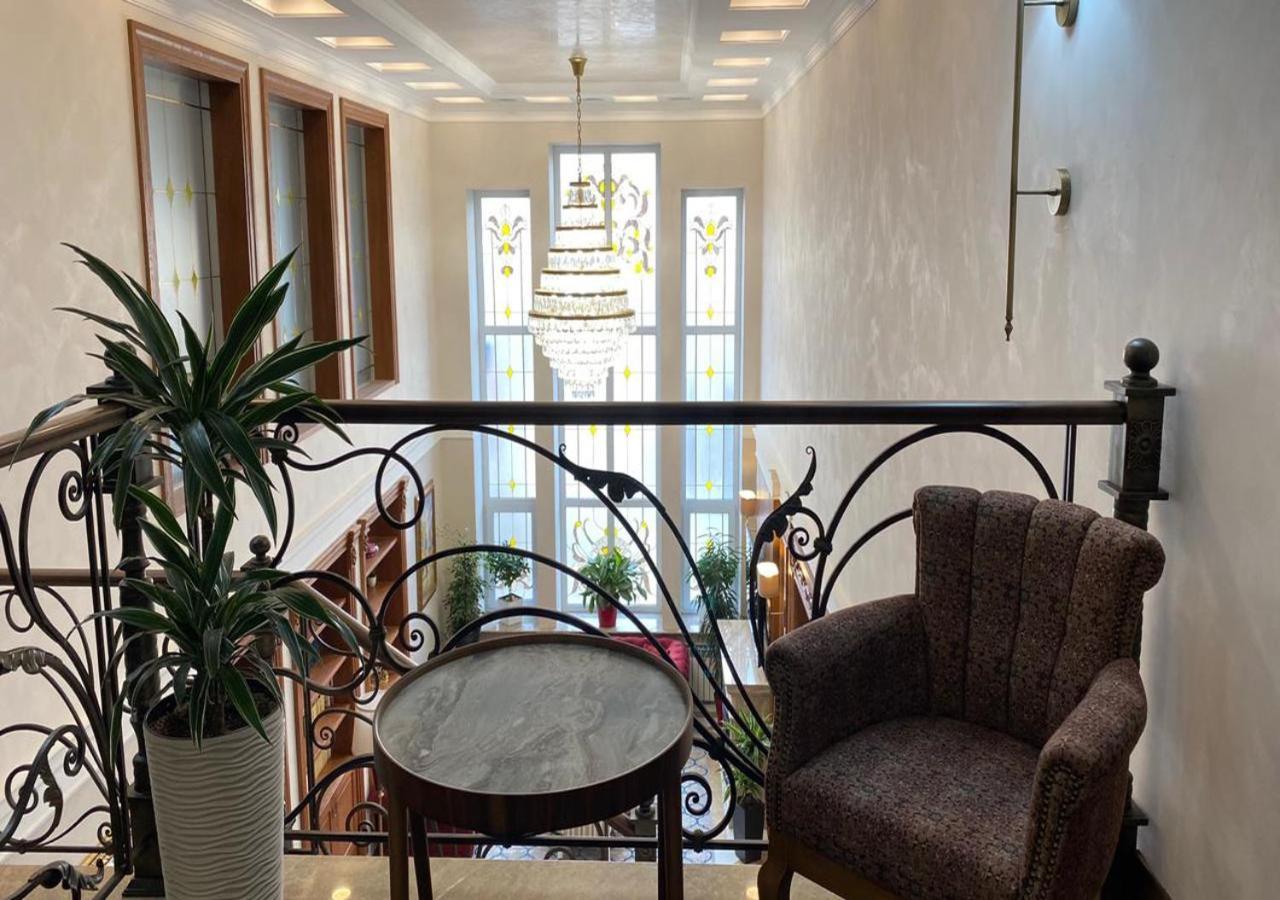 Boutique Hotel Kaspi テミルタウ エクステリア 写真